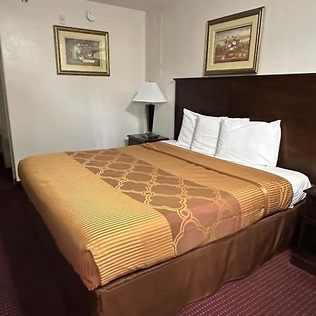 Carom Inn Denham Springs-Batonrouge Esterno foto