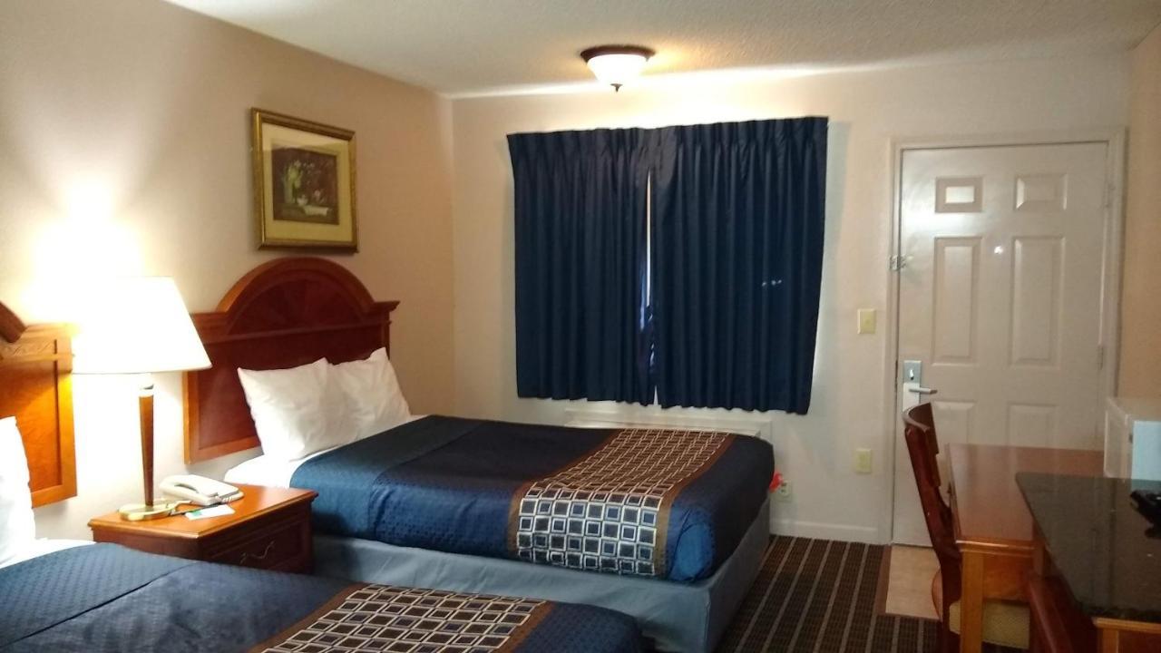 Carom Inn Denham Springs-Batonrouge Esterno foto